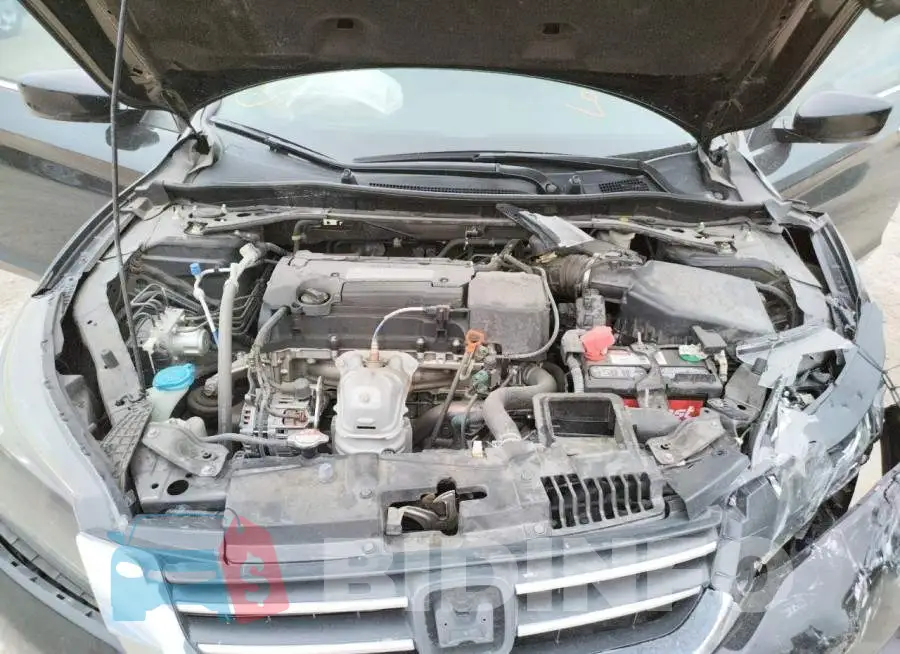 1HGCR2F5XEA258787 Photo# 7