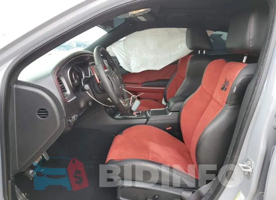 2C3CDXGJ6NH131353 Photo# 7