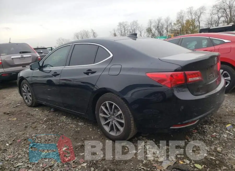 19UUB1F3XLA017455 Photo# 2
