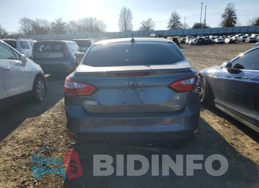 1FADP3F23EL357501 Photo# 6