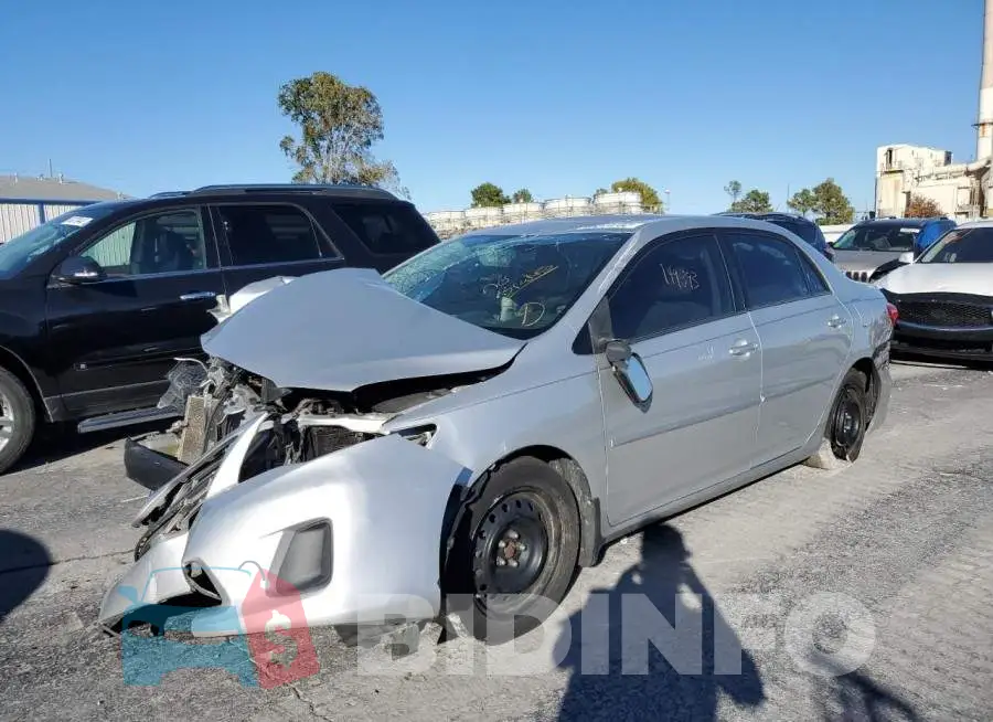 5YFBU4EE3DP168381 Photo# 2