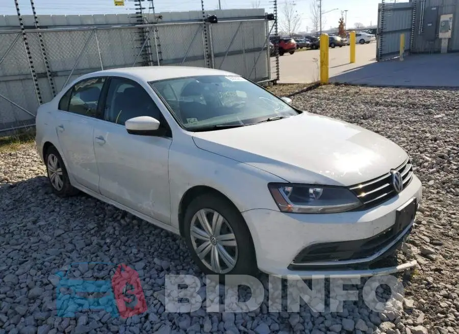 3VW2B7AJ2HM270727 Photo# 1