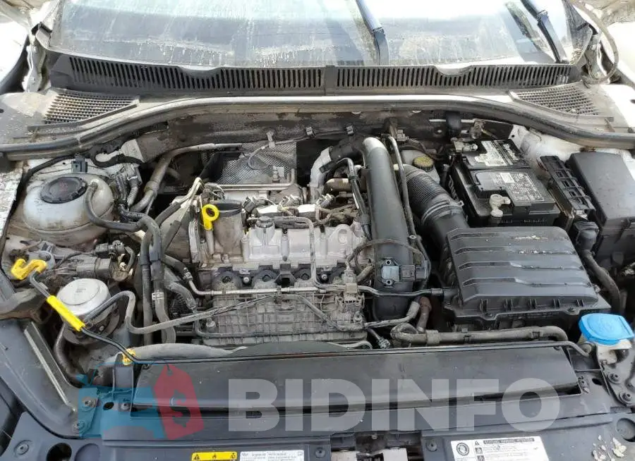 3VWE57BU0KM037384 Photo# 7