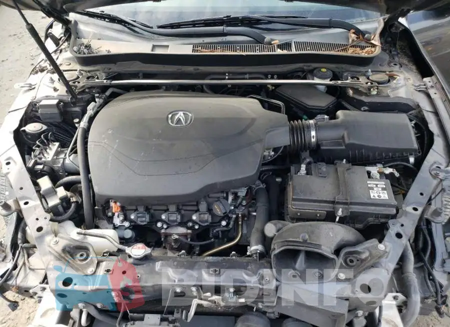 19UUB2F75FA011883 Photo# 11
