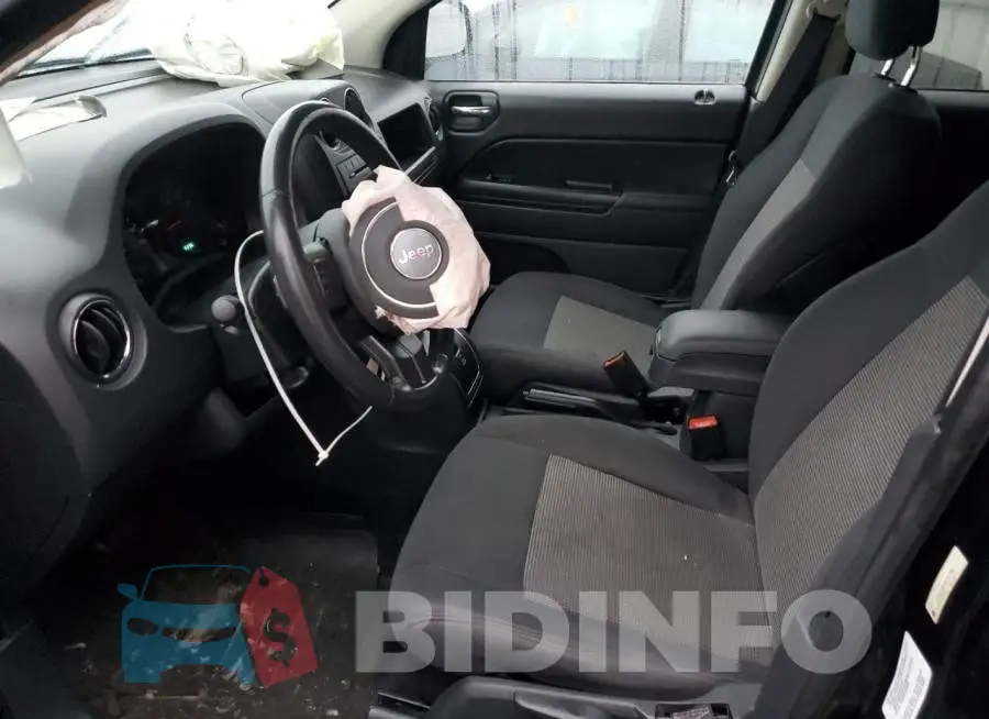 1C4NJDEB1DD101356 Photo# 7