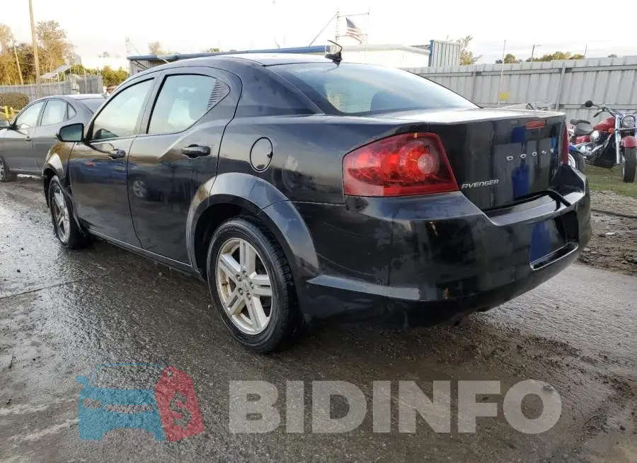 1C3CDZCG8DN586314 Photo# 3