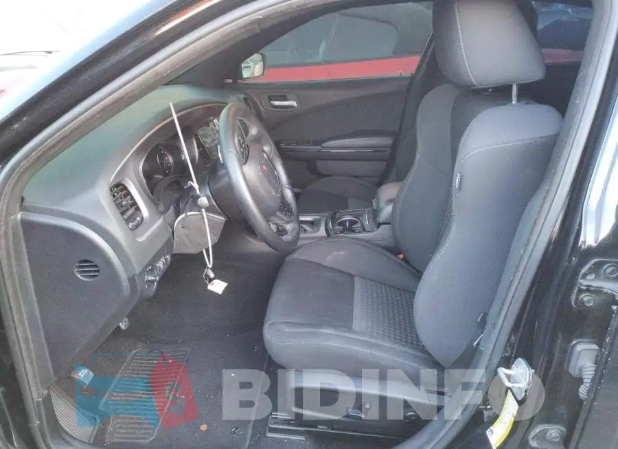 2C3CDXHG7KH545174 Photo# 7
