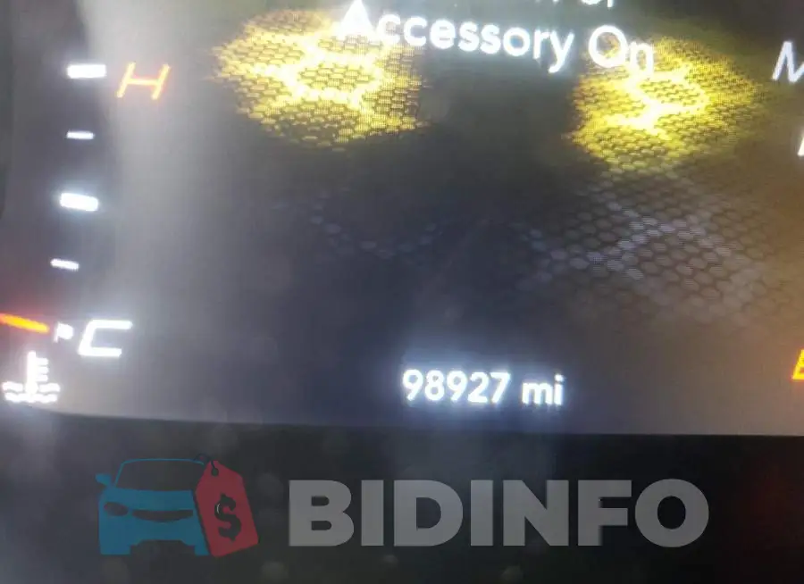 2C3CDXHG8JH128838 Photo# 8