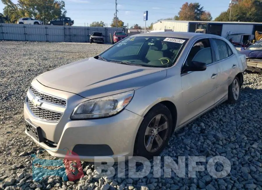 1G11B5SA1DF171594 Photo# 2