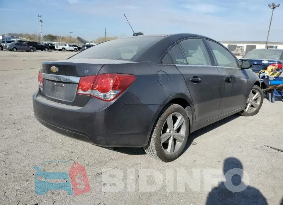 1G1PE5SB4F7263841 Photo# 4