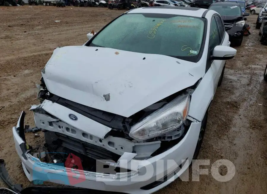 1FADP3M29HL205262 Photo# 2