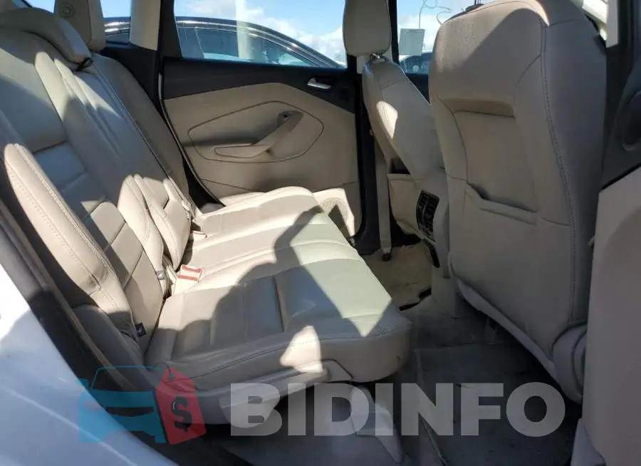 1FADP5CU7GL106923 Photo# 6