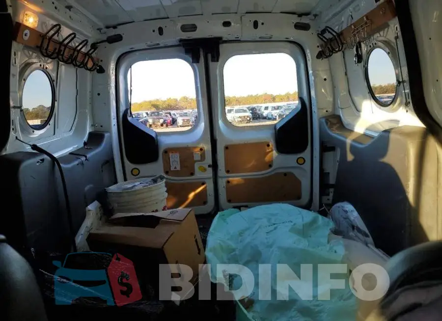 NM0LS7E22K1421996 Photo# 10