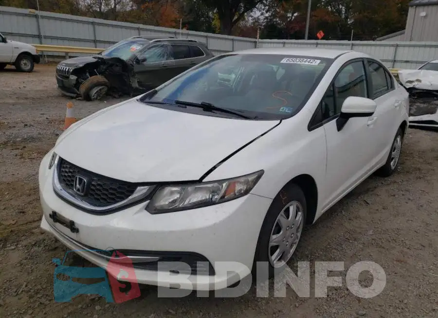 19XFB2F50EE010562 Photo# 2