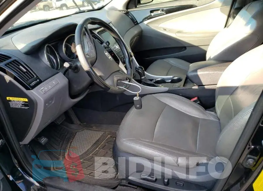 5NPEC4AC9DH560962 Photo# 7