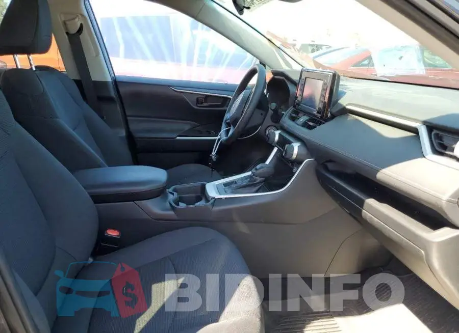 2T3F1RFV9MC218715 Photo# 5