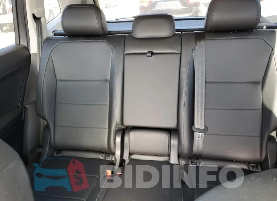 3VV3B7AX4KM158161 Photo# 10