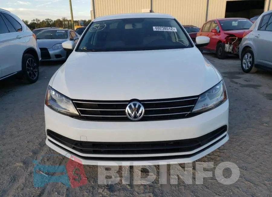 3VW2B7AJ5HM375956 Photo# 5
