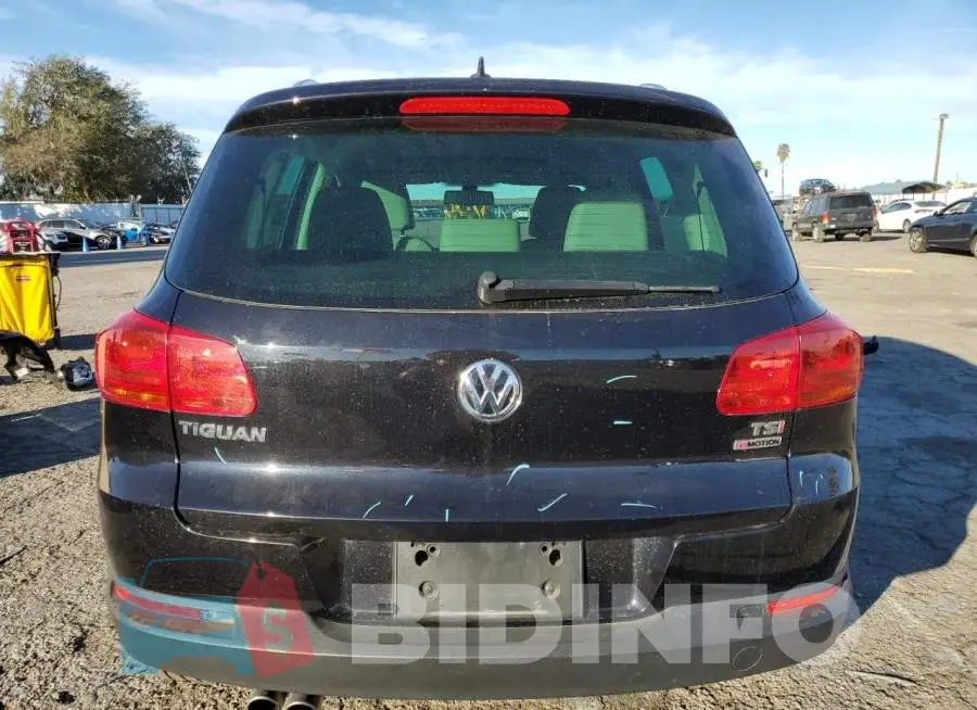 WVGSV7AX5HW504689 Photo# 6