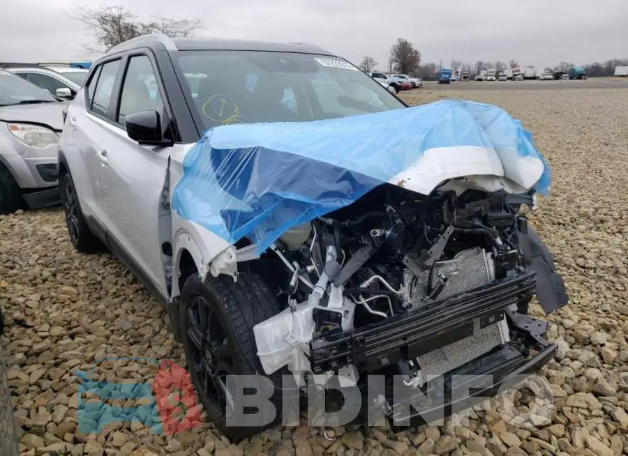 3N1CP5CV1ML553295 Photo# 1