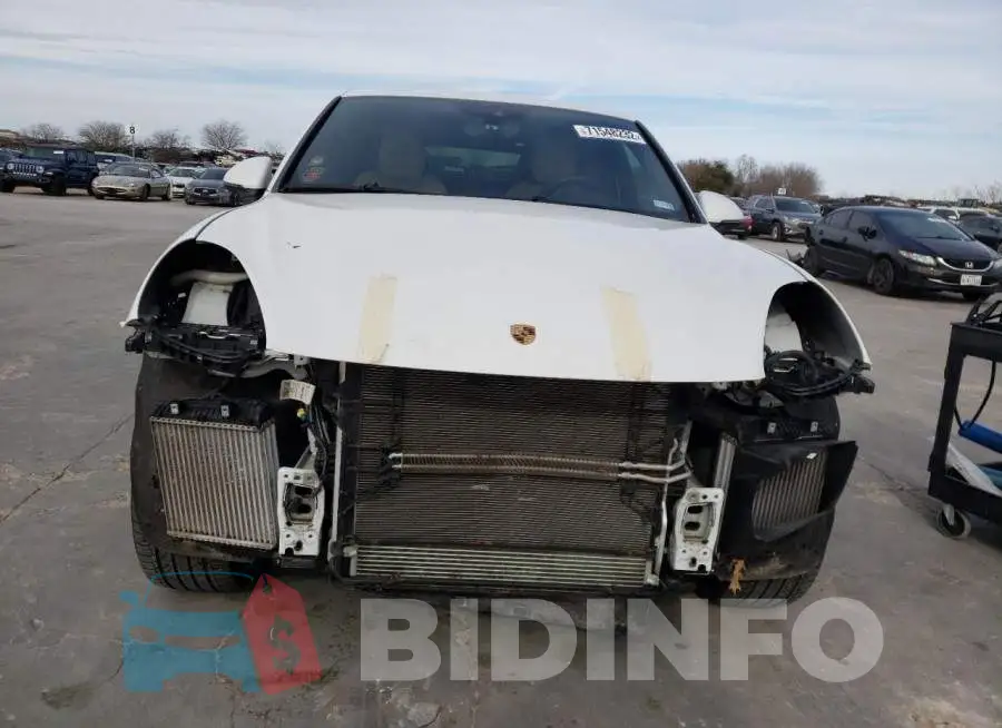 WP1AF2A2XGKA44941 Photo# 5
