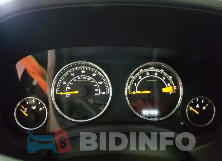 1C4NJCEB4ED690916 Photo# 9