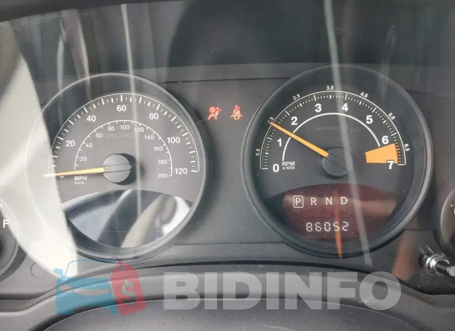 1C4NJRBB5ED714132 Photo# 8