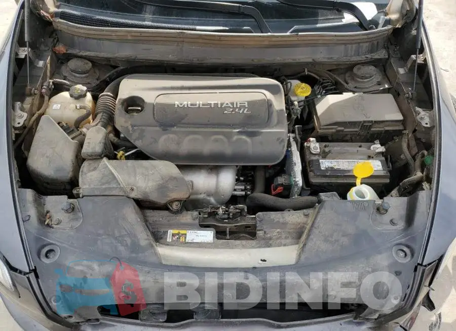 1C4PJLCB7JD588340 Photo# 12