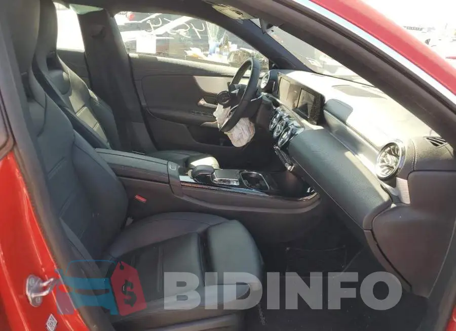 W1K5J4GB0LN085825 Photo# 5