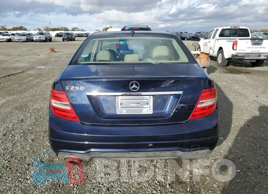 WDDGF4HB2DA795617 Photo# 6