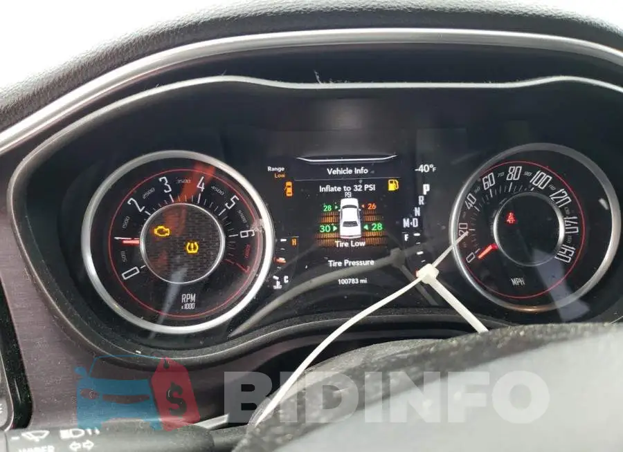 2C3CDZAGXFH732808 Photo# 9