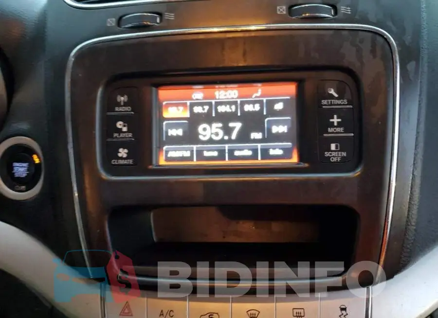 3C4PDCAB6LT260981 Photo# 9