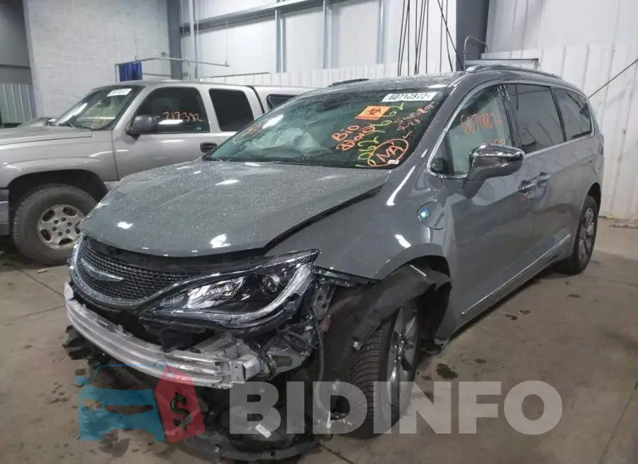 2C4RC1N79LR282336 Photo# 2