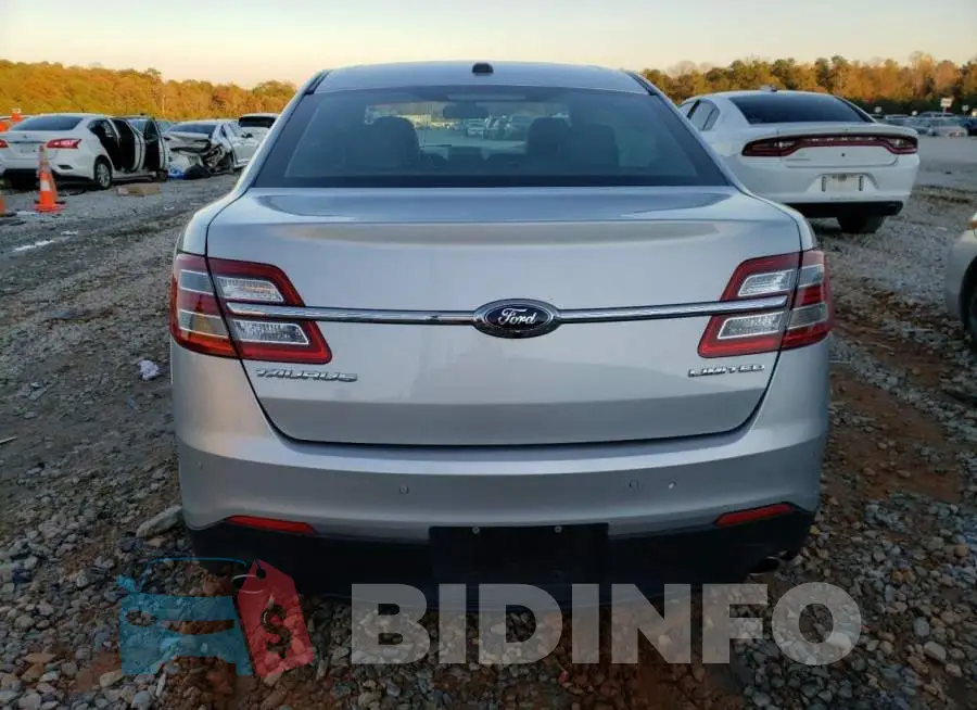 1FAHP2F82KG107624 Photo# 6