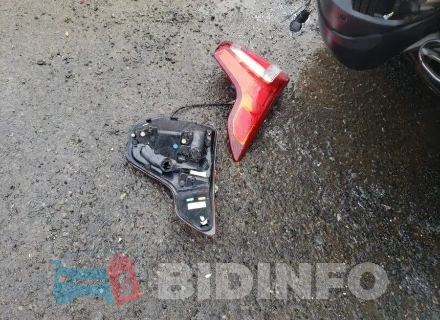 1FM5K7D83JGA13726 Photo# 13