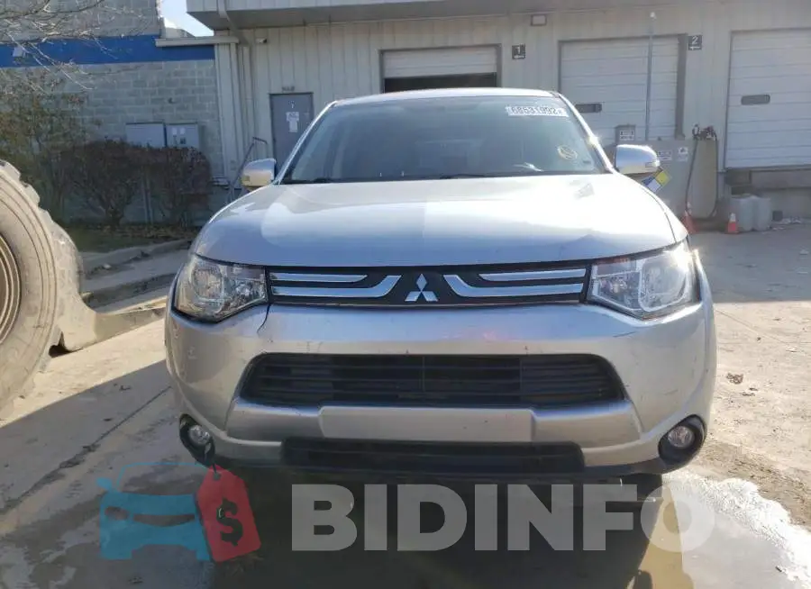 JA4AD3A37EZ018737 Photo# 5