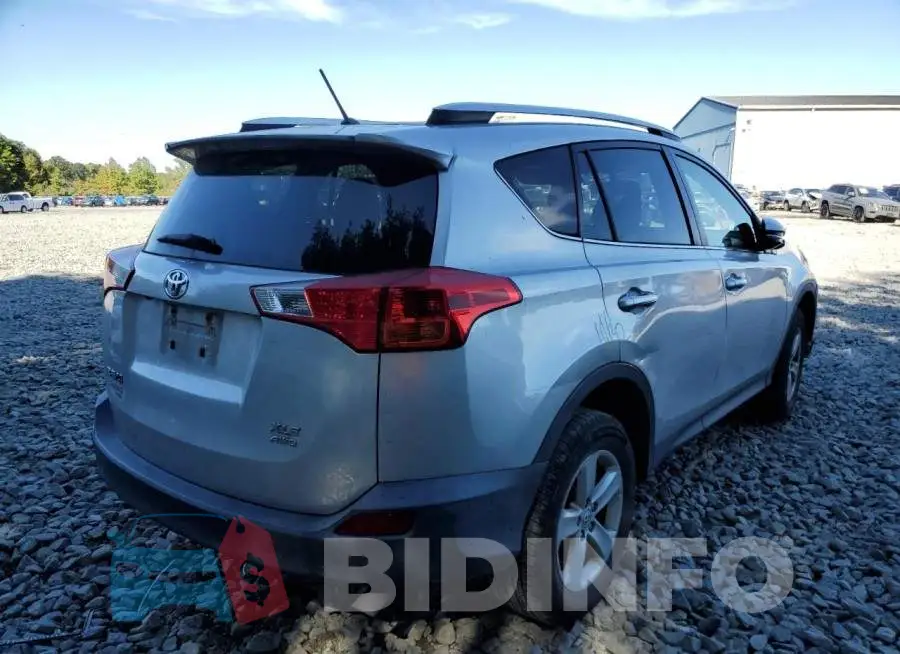 JTMRFREV4D5022722 Photo# 4