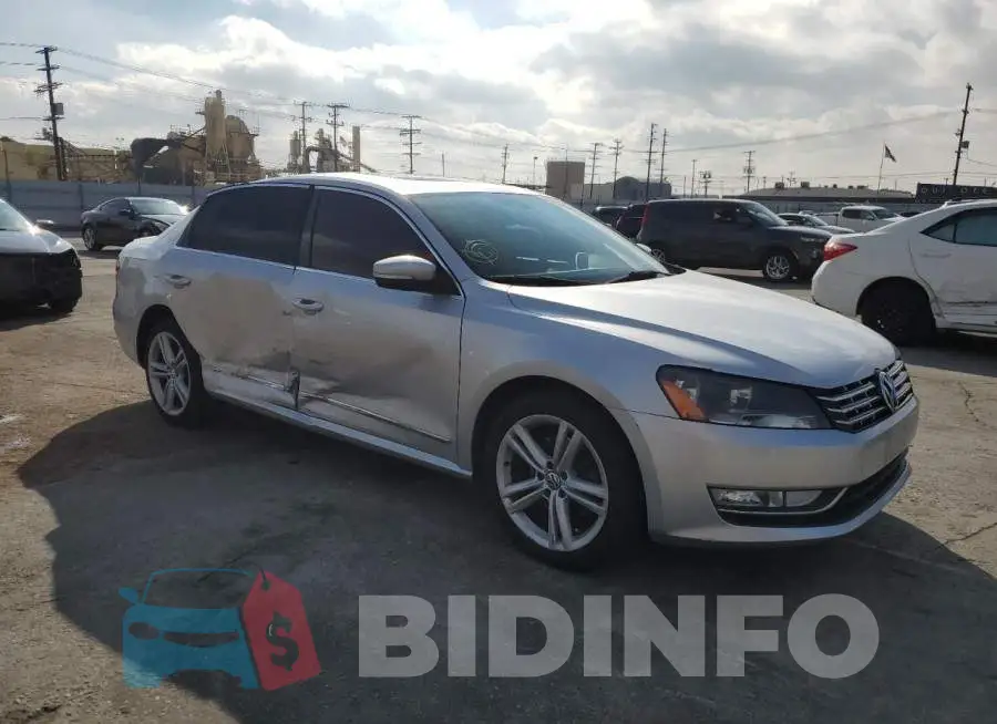 1VWBN7A3XDC050207 Photo# 4