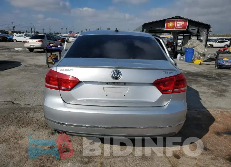1VWBN7A3XDC050207 Photo# 6