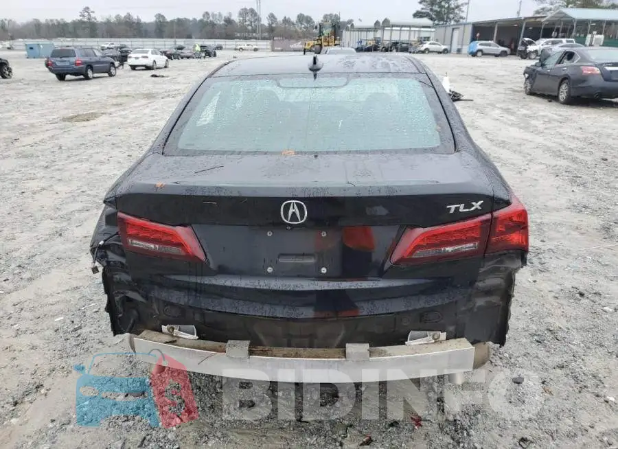 19UUB1F35FA016055 Photo# 6