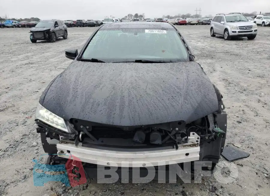 19UUB1F35FA016055 Photo# 5