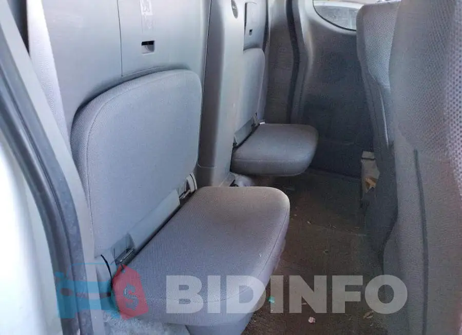 1N6BD0CT9HN723358 Photo# 10