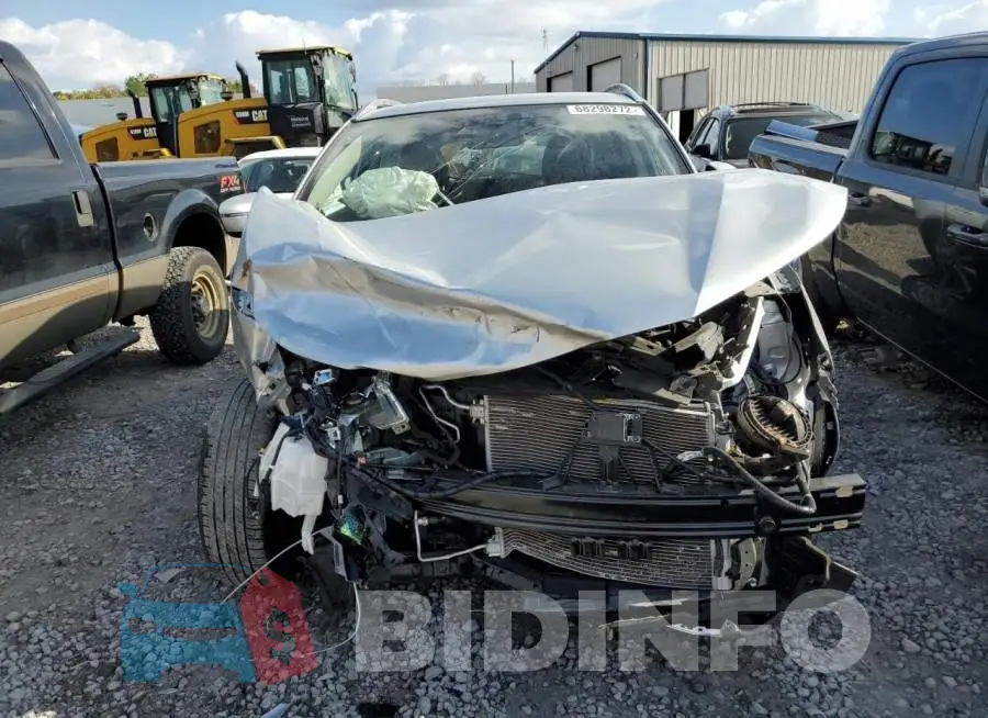 JN1BJ1CV6LW548415 Photo# 5