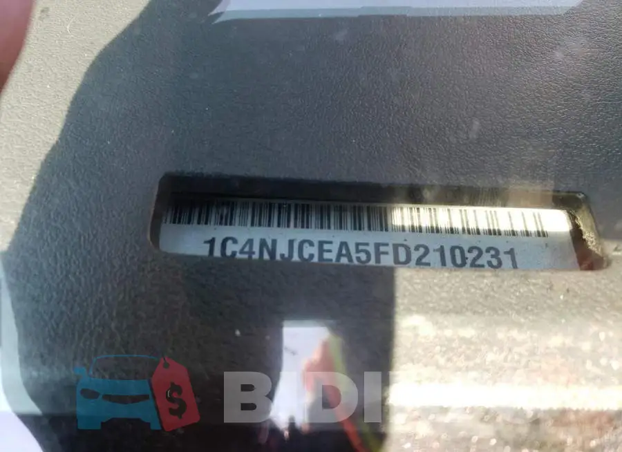 1C4NJCEA5FD210231 Photo# 13