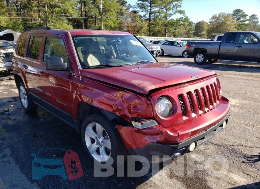 1C4NJPFB8ED560966 Photo# 4