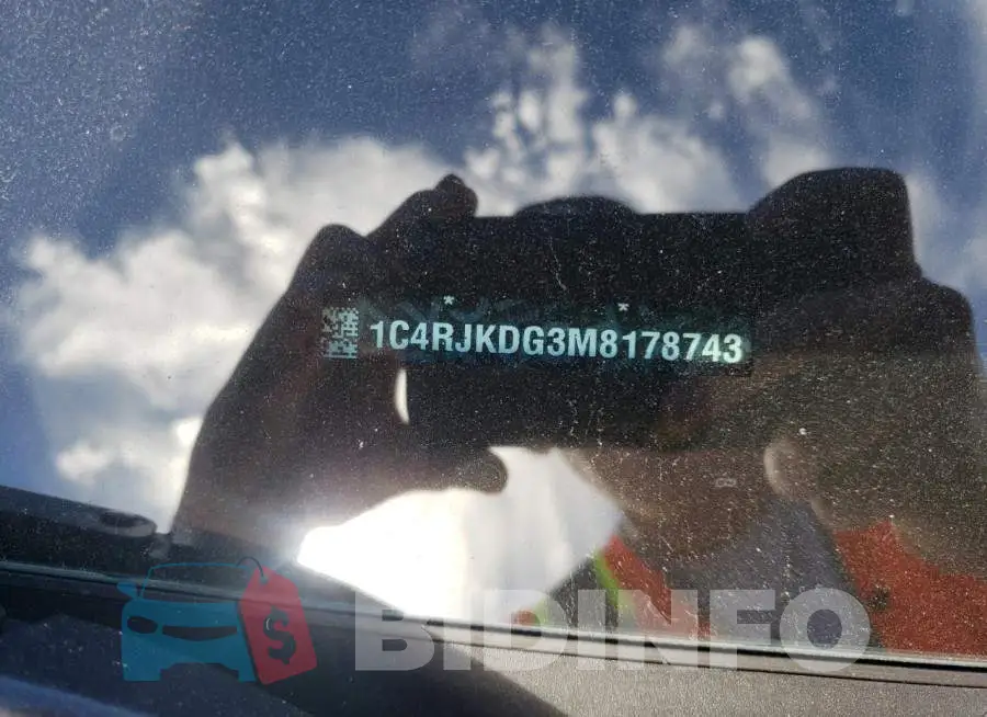 1C4RJKDG3M8178743 Photo# 13