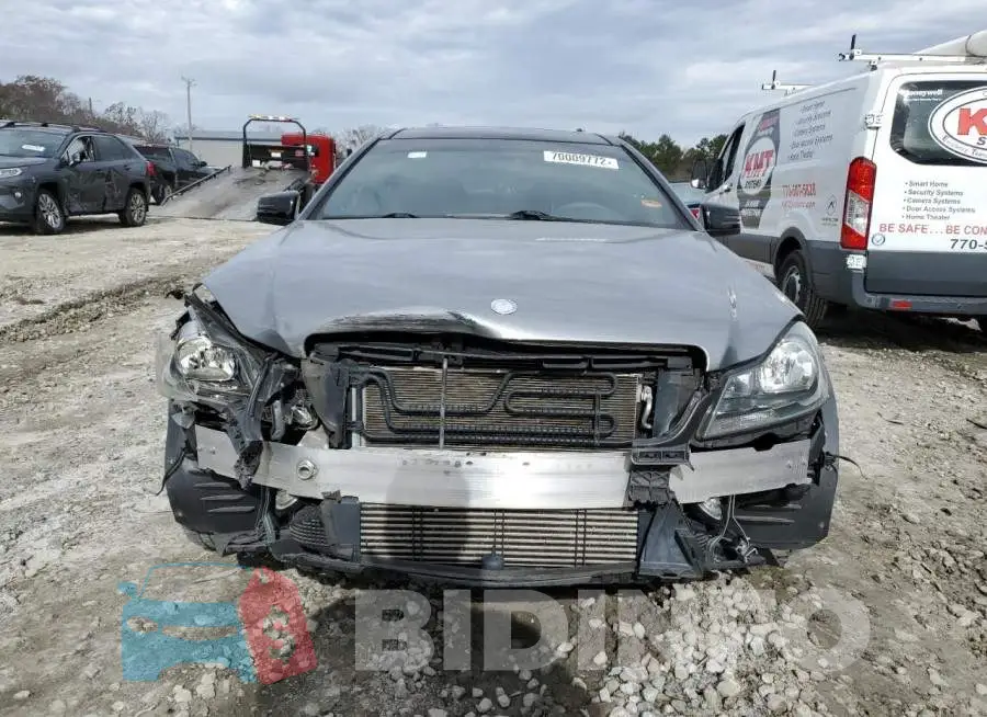 WDDGJ4HB0EG186992 Photo# 5