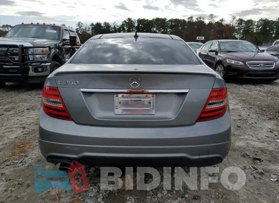 WDDGJ4HB0EG186992 Photo# 6