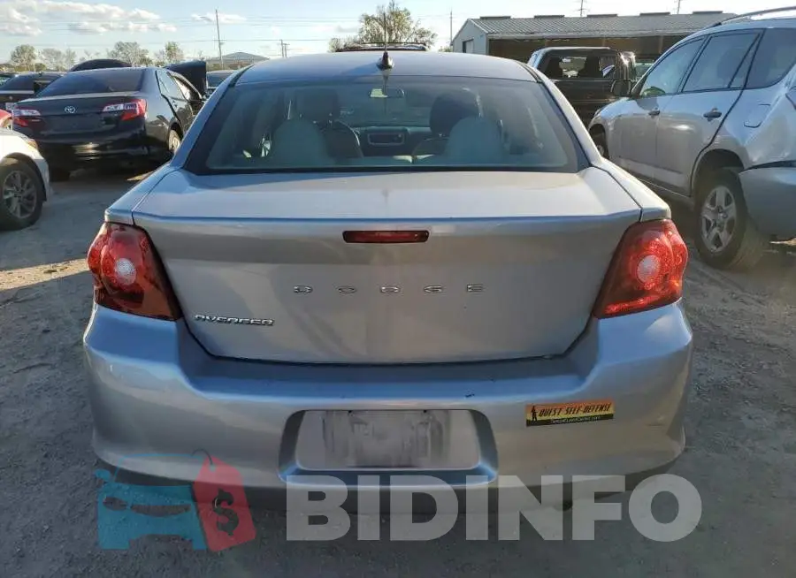 1C3CDZAB3DN628668 Photo# 6