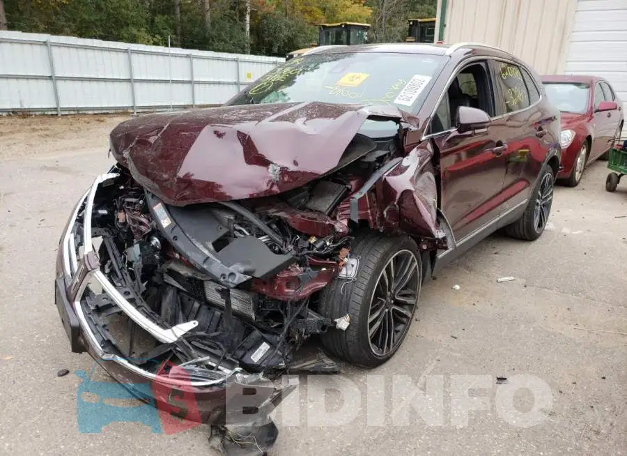 5LMTJ3DH7HUL57247 Photo# 2